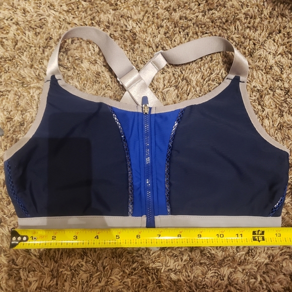 Fabletics Zoe High Impact Sports Bra Blue - Picture 4 of 4